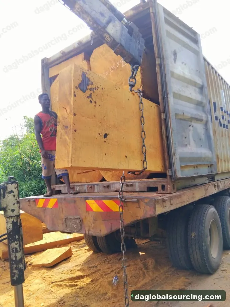 Bilinga squared from Nigeria — goods a Vietnam buyer wants