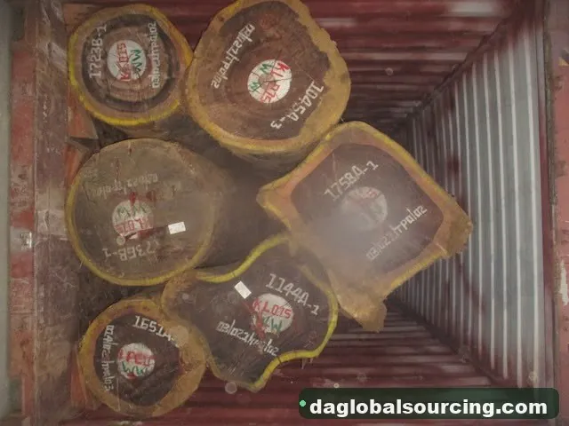 Padouk squared from Cameroon — goods a Vietnam buyer wants