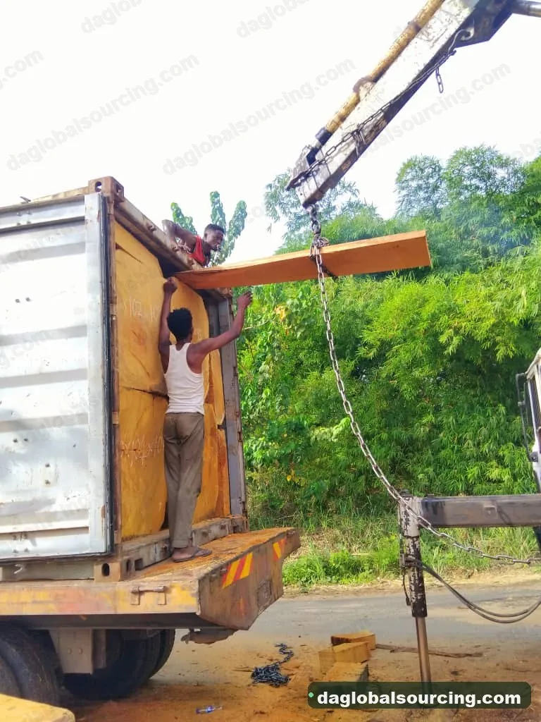 Bilinga squared from Congo — goods a Vietnam buyer wants