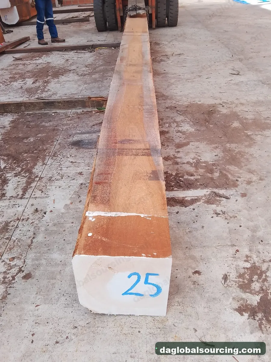 Jatoba squared from Peru — goods a Vietnam buyer wants