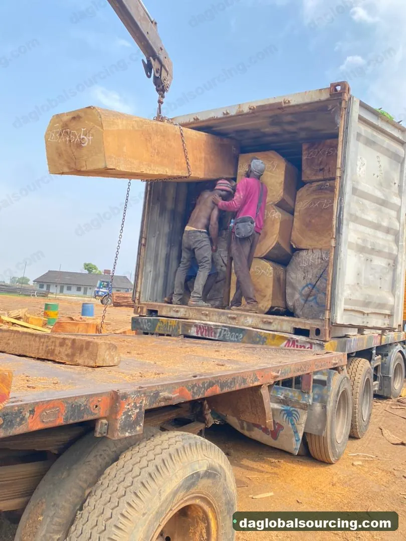 Iroko squared from Nigeria — goods a Vietnam buyer wants