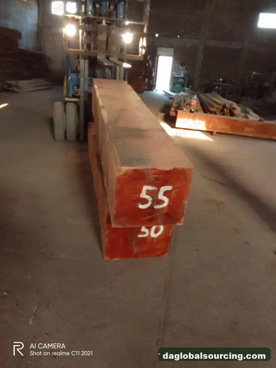Sirari squared from Bolivia — goods a Vietnam buyer wants