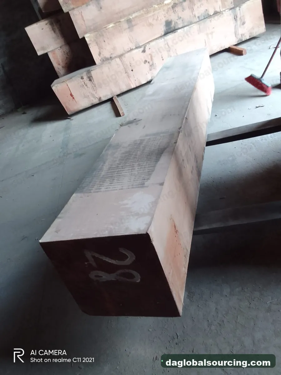 Sirari squared from Bolivia — goods a Vietnam buyer wants