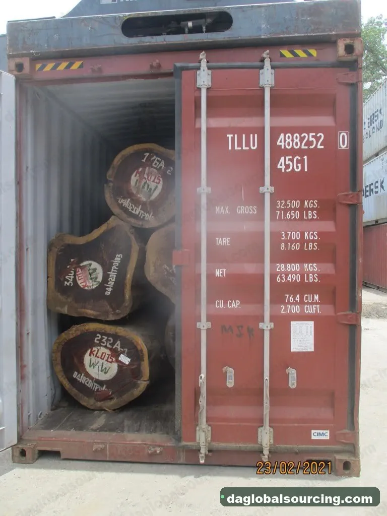 Padouk squared from Central African Republic — goods a Vietnam buyer wants